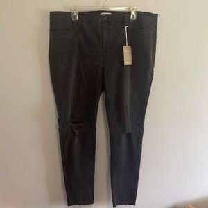 Madewell 9” high rise skinny jeans distressed black wash New size 37